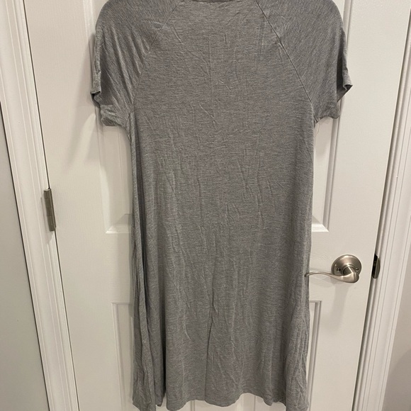 Old Navy T-shirt/swing dress style size small p tall - Picture 2 of 4